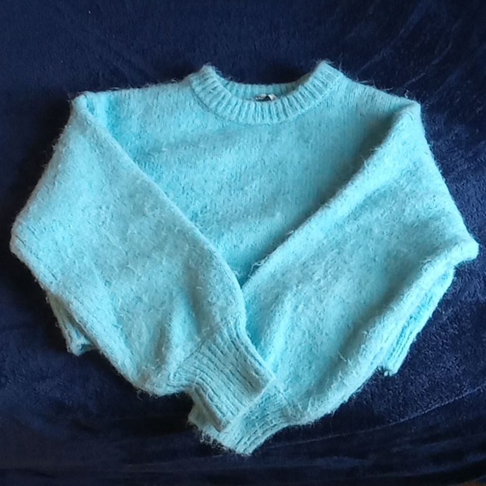 Cropped Sweater